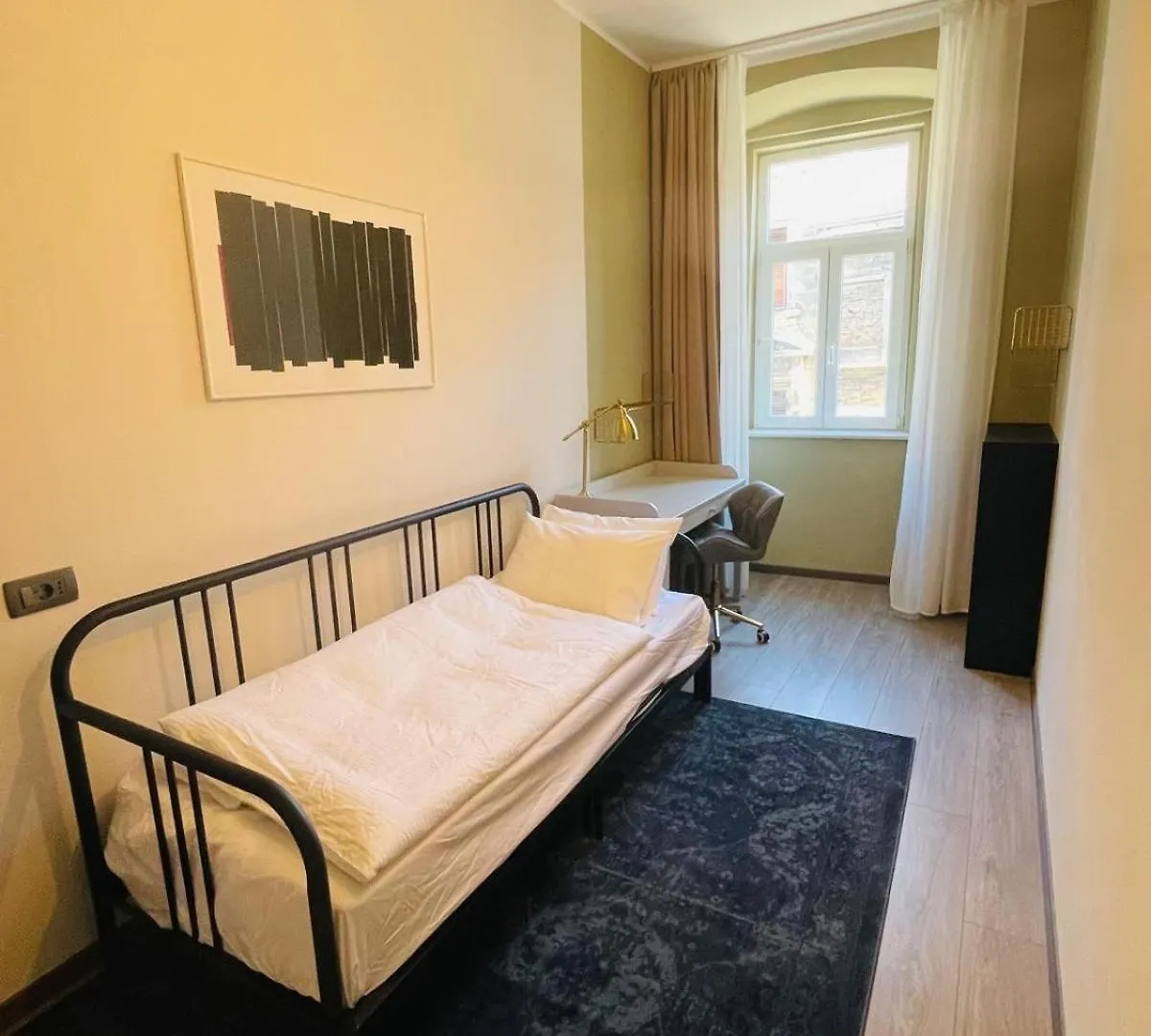 Rijeka City Center 3Br Apt With En-Suite And Workspace